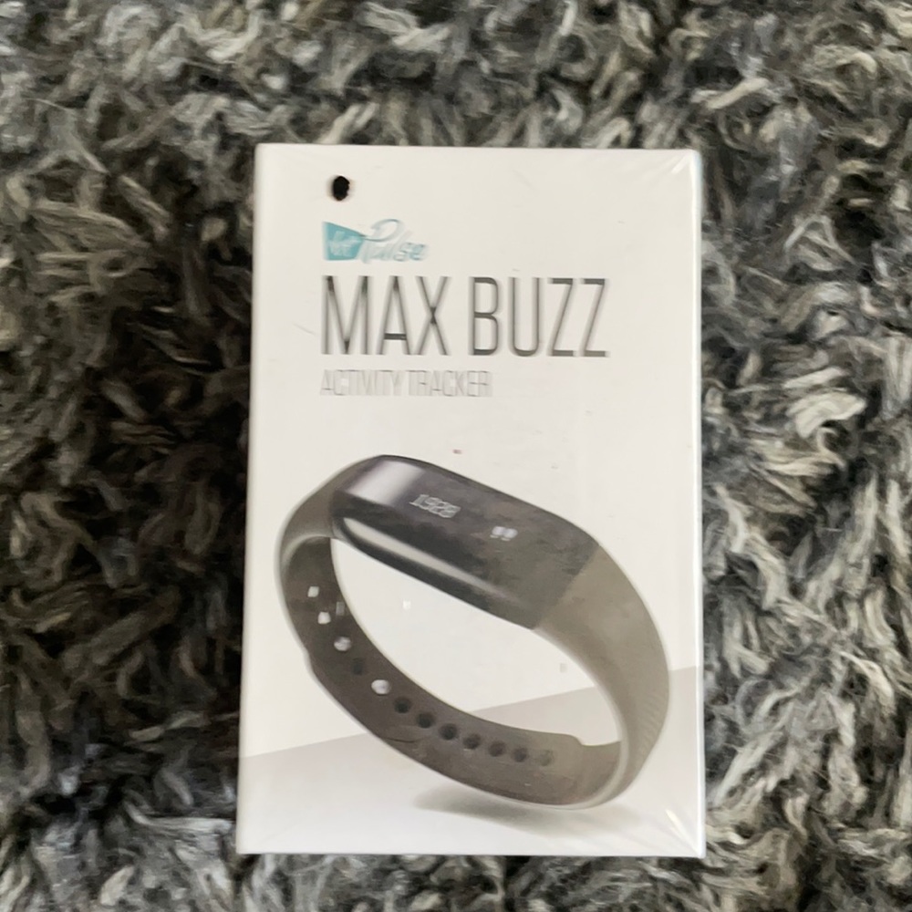 Max Buzz Activity Tracker